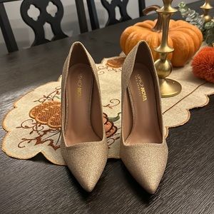 Fashion Nova heels. Mint condition size 6.5